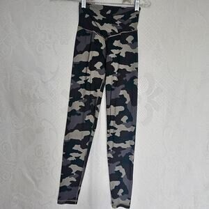 Offline By Aerie Small Real Me Camo Hi Rise Crossover Leggings Athletic Combat